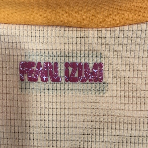 pearl Izumi shirt, size medium, Red/ Orange color - Picture 5 of 5